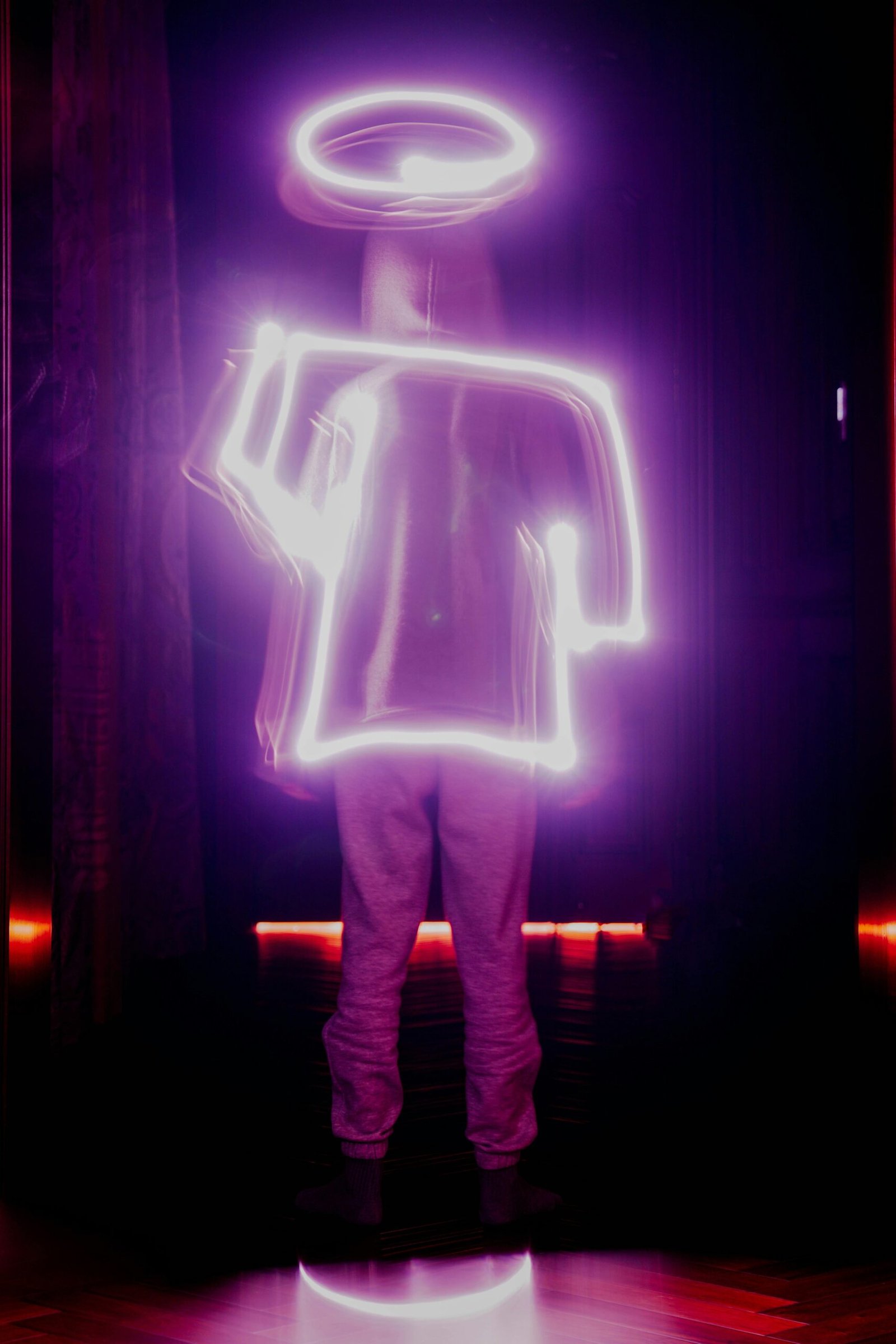 Ritual zur Abwehr schwarzer Einflüsse – Schutzsymbol im Licht